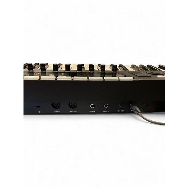 Used Native Instruments Komplete Kontrol S49 MK2 MIDI Controller