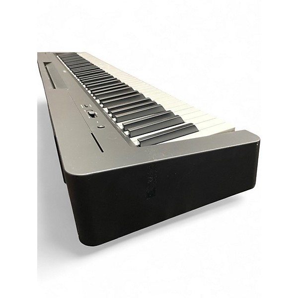 Used Yamaha P143 Portable Keyboard