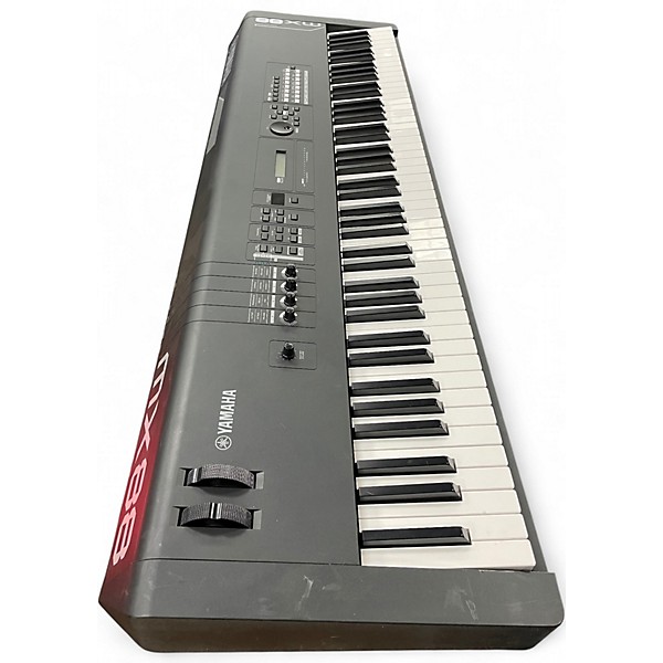 Used Yamaha MX88 Synthesizer
