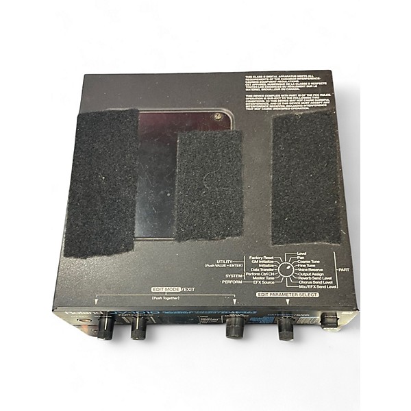 Used Roland JV-1010 Synthesizer