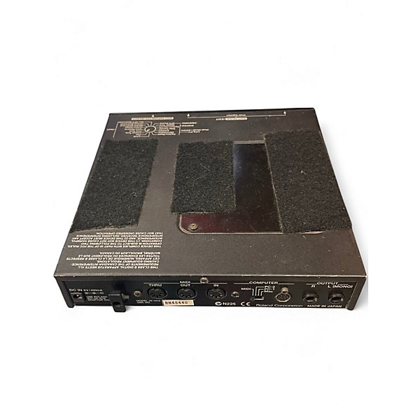 Used Roland JV-1010 Synthesizer