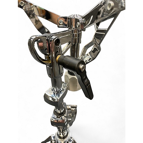 Used DW 3000 Series Snare Stand