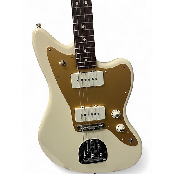 Used Fender American Professional Limited Edition Jazzmaster Rosewood Vintage White Solid Body Electric Guitar