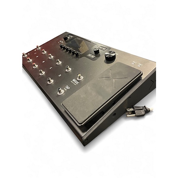 Used Line 6 Helix LT Effect Processor