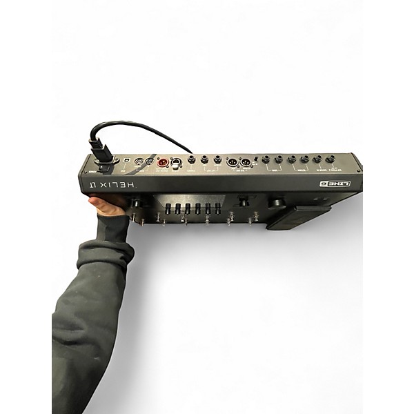 Used Line 6 Helix LT Effect Processor
