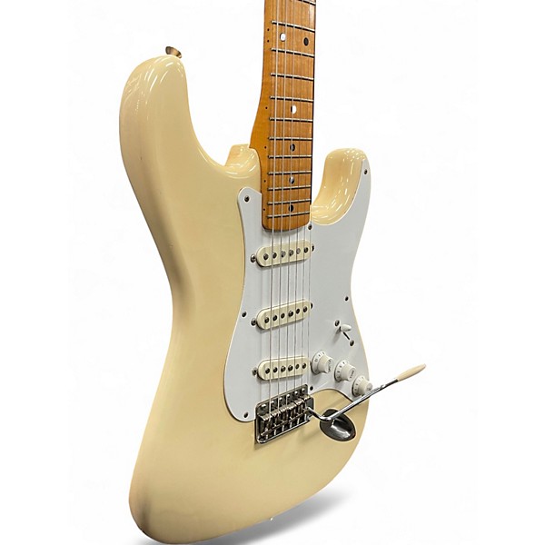 Vintage 1987 Fender stratocaster Cream Solid Body Electric Guitar
