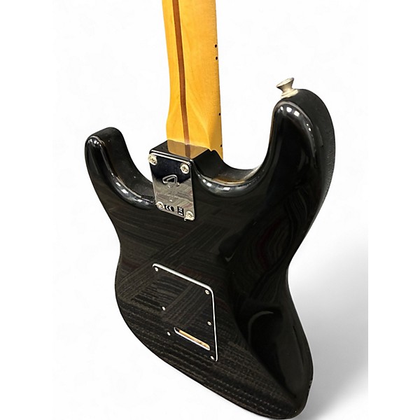 Used Fender SPECIAL EDITION PLAYER STRATOCASTER Black Solid Body Electric Guitar