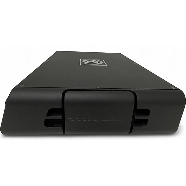 Used Ampeg venture v12 Bass Amp Head