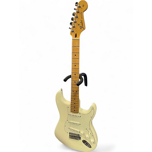 Used Fender Player Stratocaster White Solid Body Electric Guitar