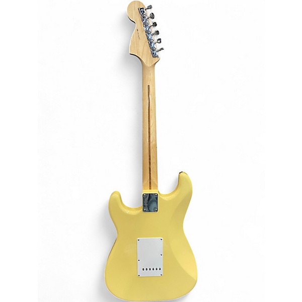 Used 2017 Fender Artist Series Yngwie Malmsteen Stratocaster Vintage White Solid Body Electric Guitar