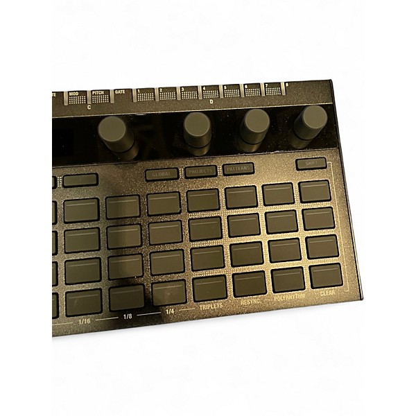 Used KORG SQ-64 Synthesizer