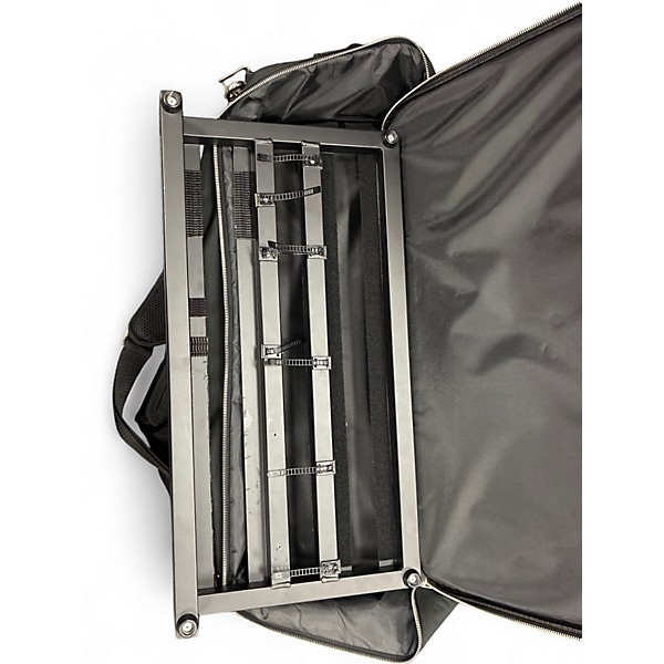 Used Pedaltrain Classic 2 Pedal Board