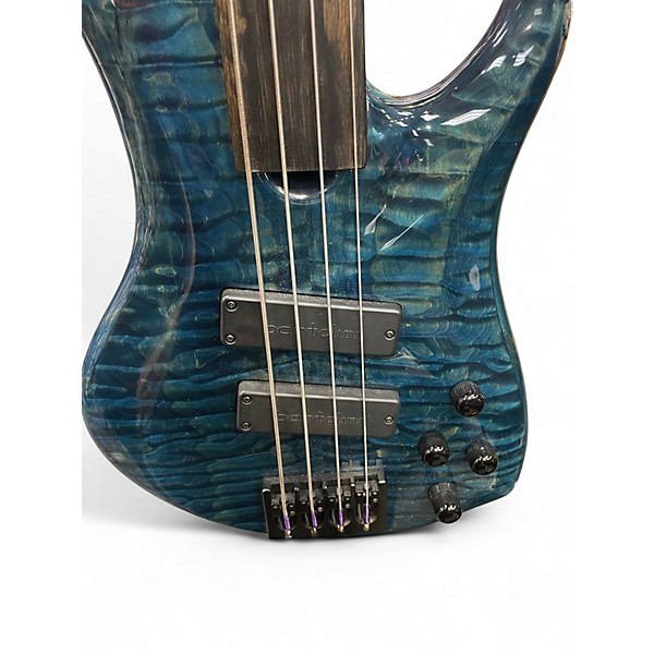 Used Roscoe LG3000 Quilted Blue  Electric Bass Guitar