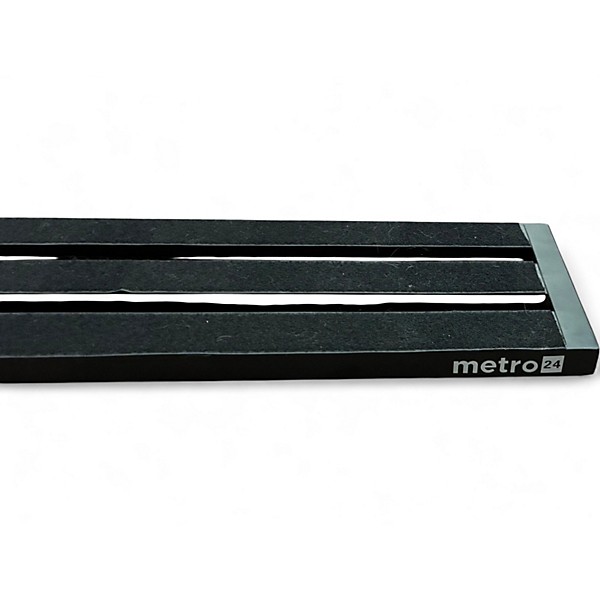 Used Pedaltrain METRO 24 Pedal Board