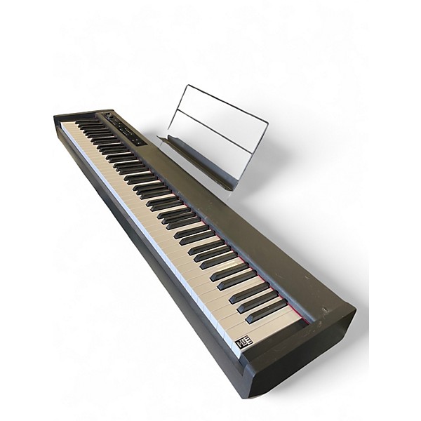 Used KORG D1 Stage Piano