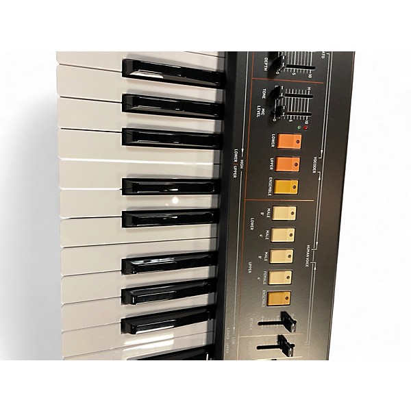 Used Behringer VC340 Synthesizer