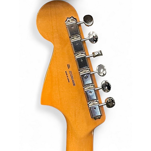 Used Fender TRADITIONAL 60S II JAGUAR Black and Gold Solid Body Electric Guitar