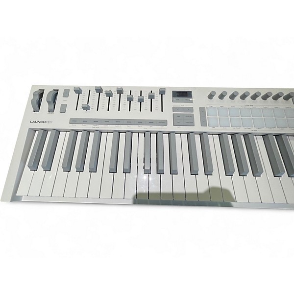Used Novation LAUNCHKEY 49 MK4 WHITE MIDI Controller