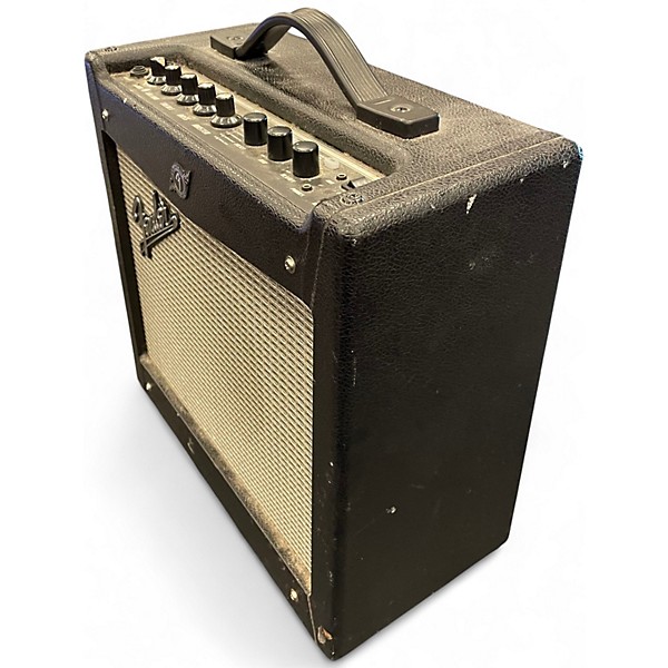 Used Fender Mustang I V2 20W 1X8 Guitar Combo Amp