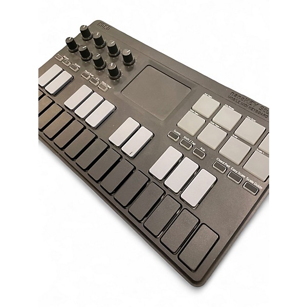 Used KORG NANOKEY STUDIO MIDI Controller
