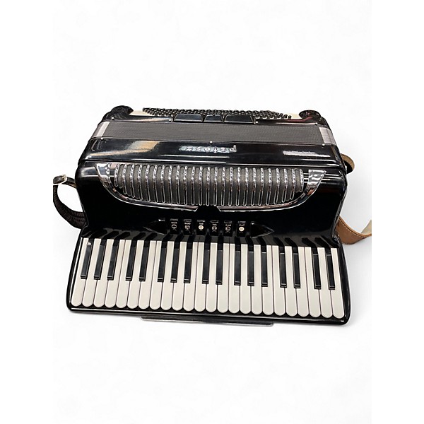 Used Petosa SM-150 Accordion
