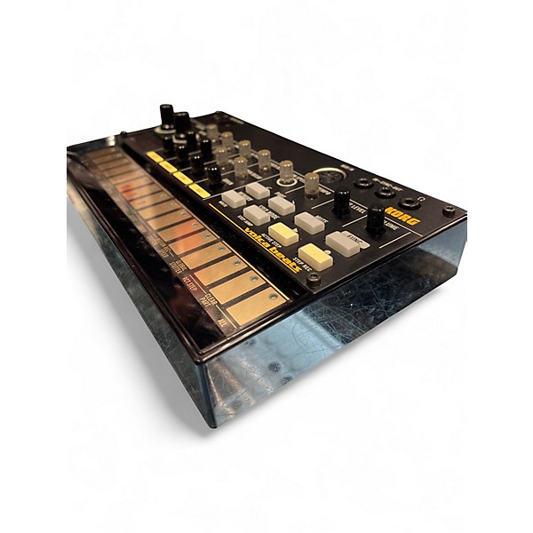 Used Korg volca beats Synthesizer