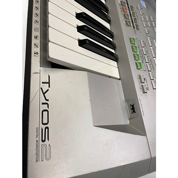 Used Yamaha Tyros 2 Keyboard Workstation