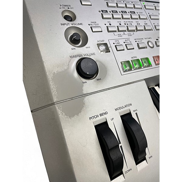 Used Yamaha Tyros 2 Keyboard Workstation