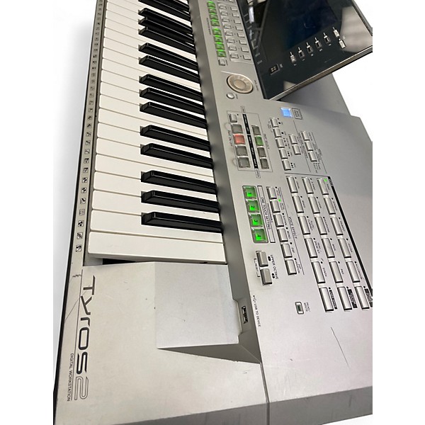 Used Yamaha Tyros 2 Keyboard Workstation