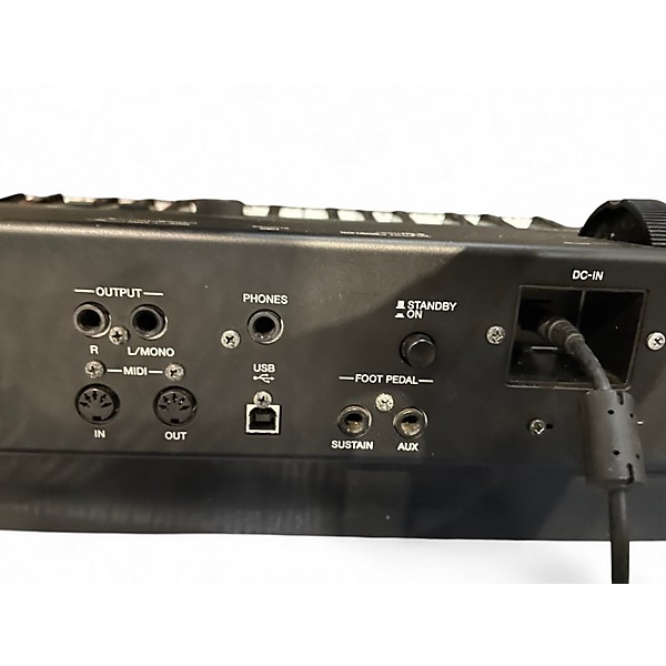 Used Yamaha CP33 88 Key Stage Piano