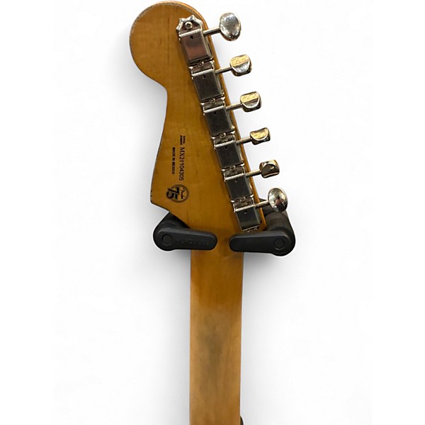 Used 2021 Fender CME Exclusive Road Worn 60' s Stratocaster Daphne Blue Solid Body Electric Guitar