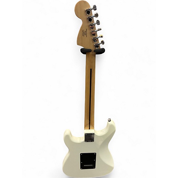 Used 2021 Squier Affinity Stratocaster Arctic White Solid Body Electric Guitar