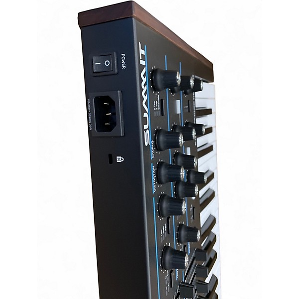 Used Novation summit 16 Synthesizer