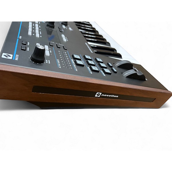 Used Novation summit 16 Synthesizer