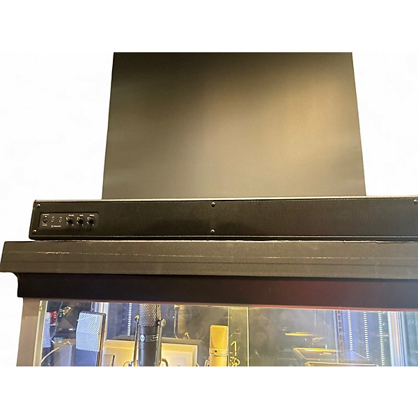 Used Sequenz sonicbar Powered Speaker