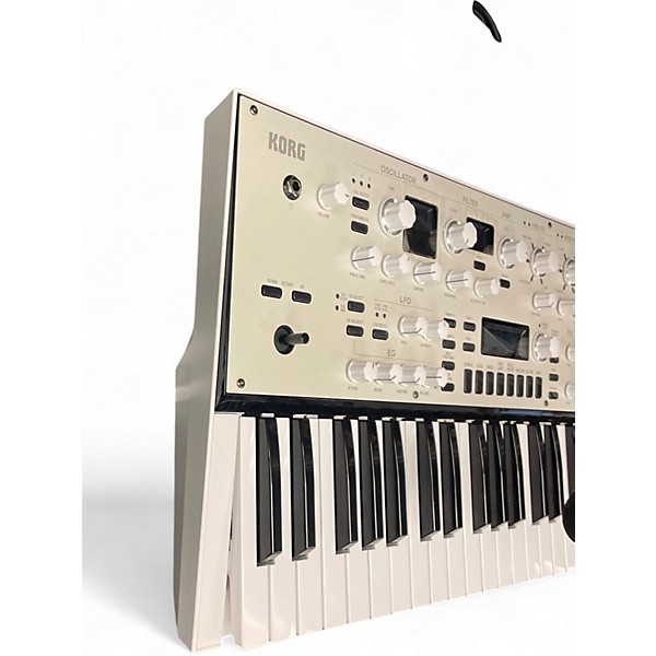 Used KORG King Korg Neo Synthesizer