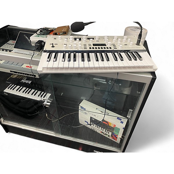 Used KORG King Korg Neo Synthesizer