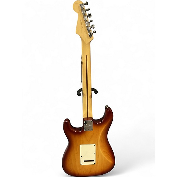Used 2013 Fender American Standard Stratocaster Sienna Sunburst Solid Body Electric Guitar