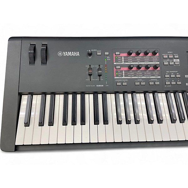Used Yamaha MOX8 88 Key Keyboard Workstation