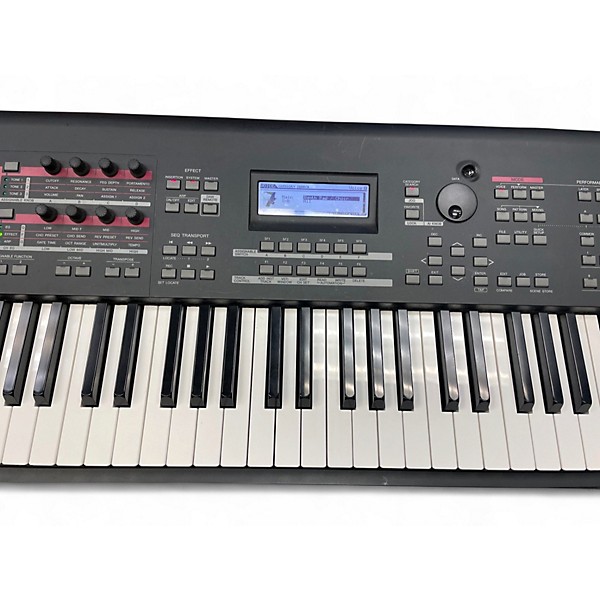 Used Yamaha MOX8 88 Key Keyboard Workstation