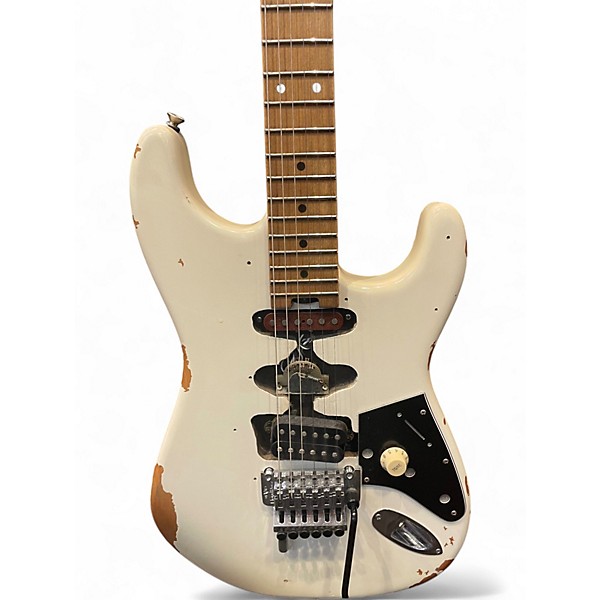 Used EVH White Frankie Relic White Solid Body Electric Guitar