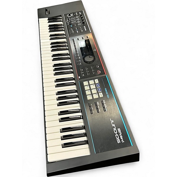 Used Roland JUNO DS 61 Synthesizer