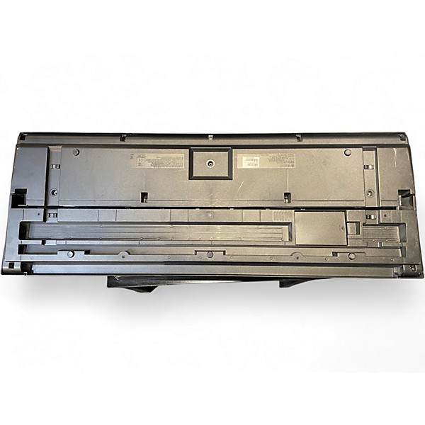 Used Yamaha E243 Keyboard Workstation