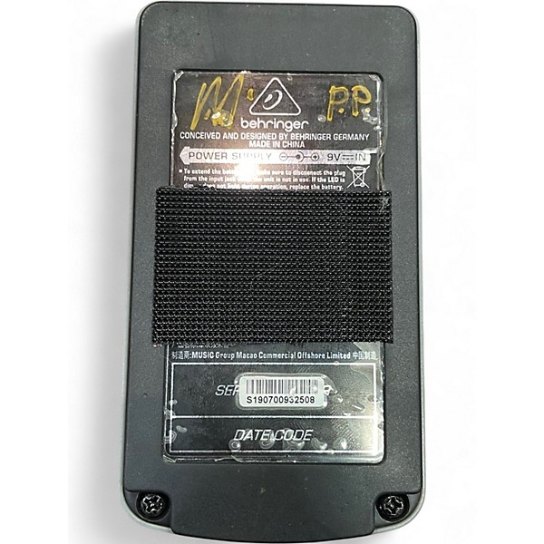 Used Behringer VD400 Vintage Delay Effect Pedal