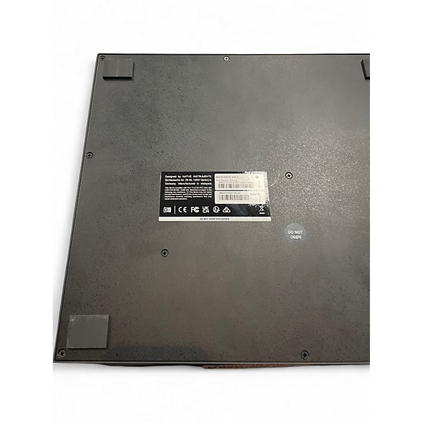 Used Native Instruments Maschine MK3 MIDI Controller