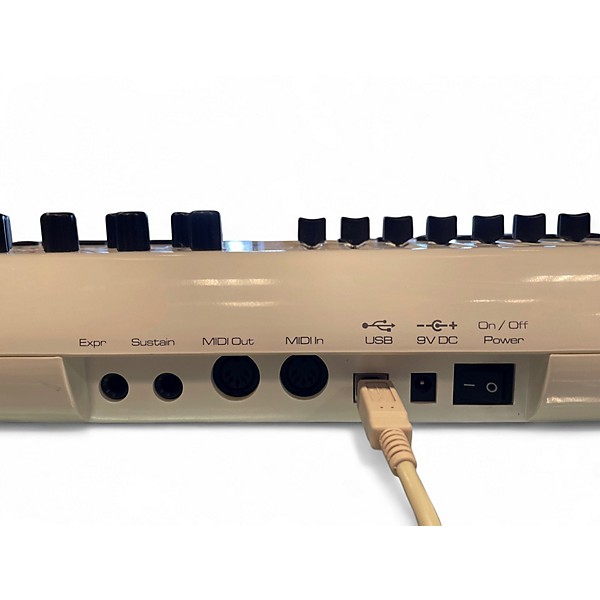 Used M-Audio Axiom Pro 61 Key MIDI Controller