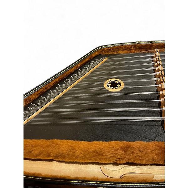 Used Dusty String Hammered Dulcimer Black Dulcimer