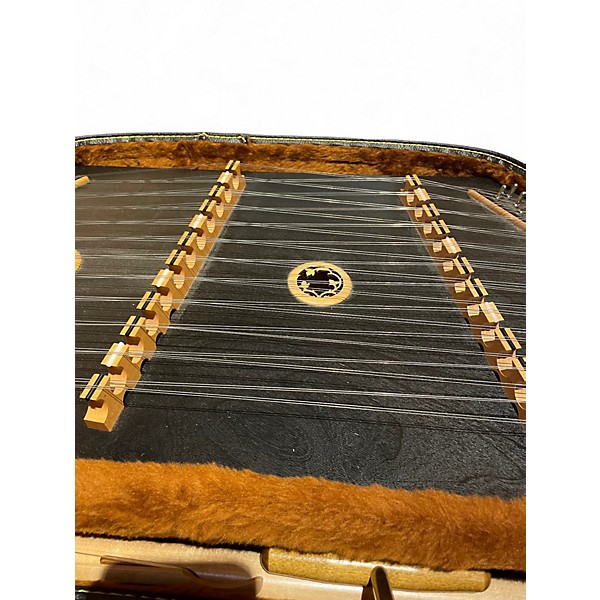 Used Dusty String Hammered Dulcimer Black Dulcimer