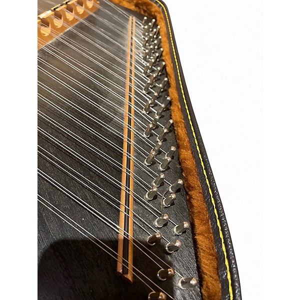 Used Dusty String Hammered Dulcimer Black Dulcimer