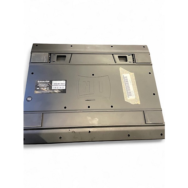 Used Native Instruments Maschine Studio MIDI Controller